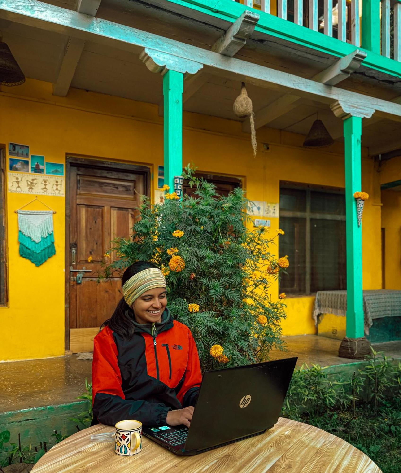Yaarana Stay & Cafe, Vashisht, Manali Екстер'єр фото