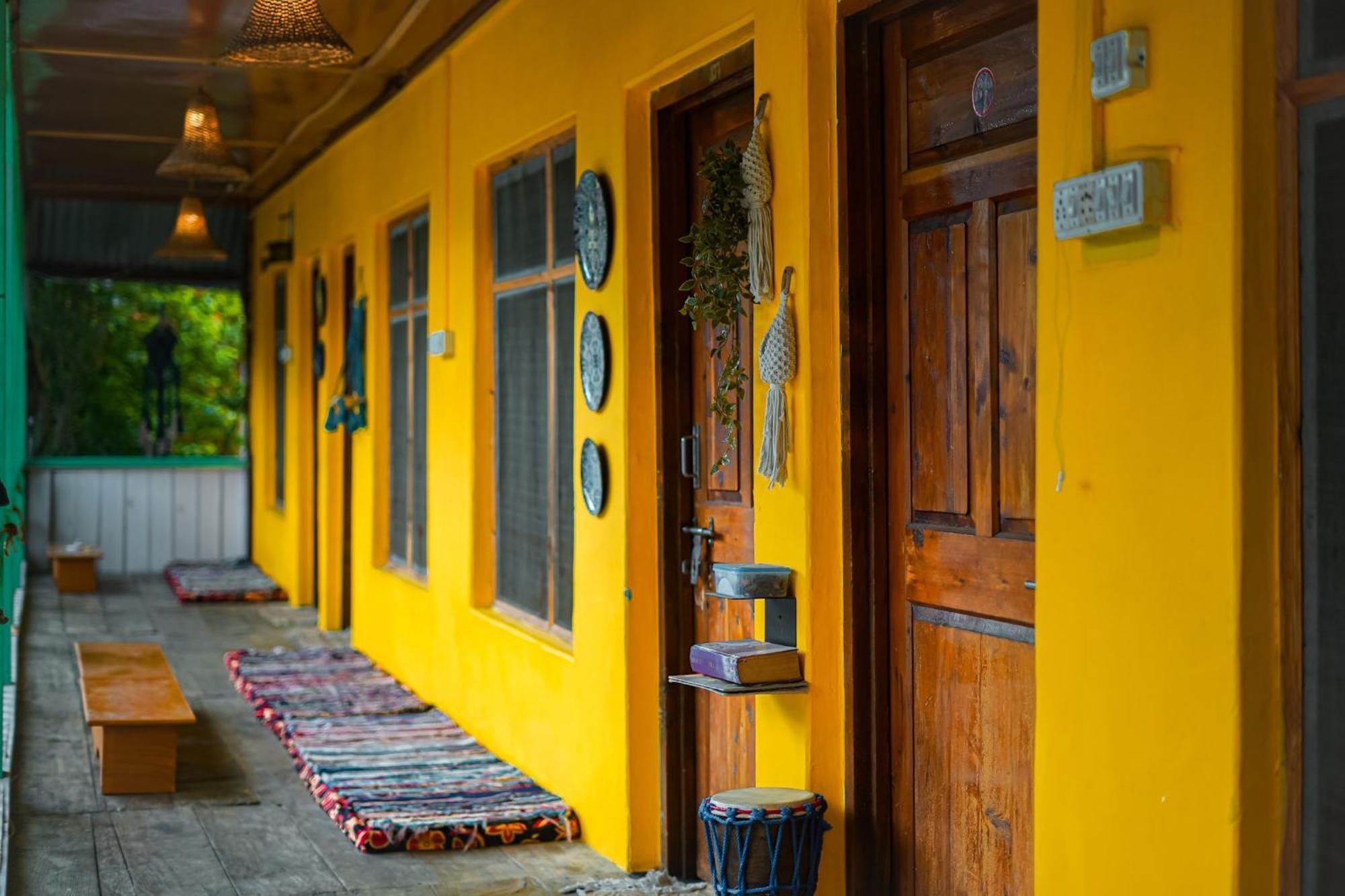Yaarana Stay & Cafe, Vashisht, Manali Екстер'єр фото
